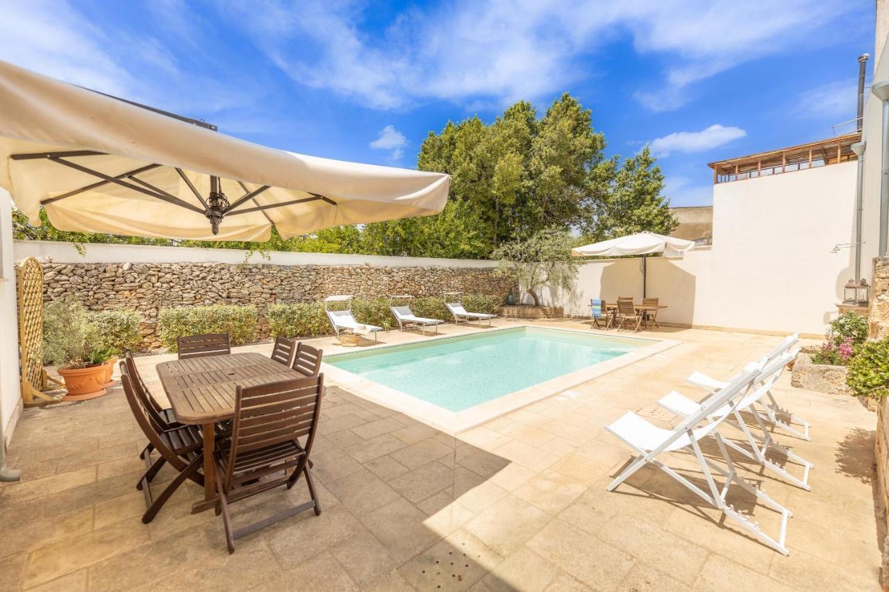 Courtyard With Pool Villa Racale Dış mekan fotoğraf