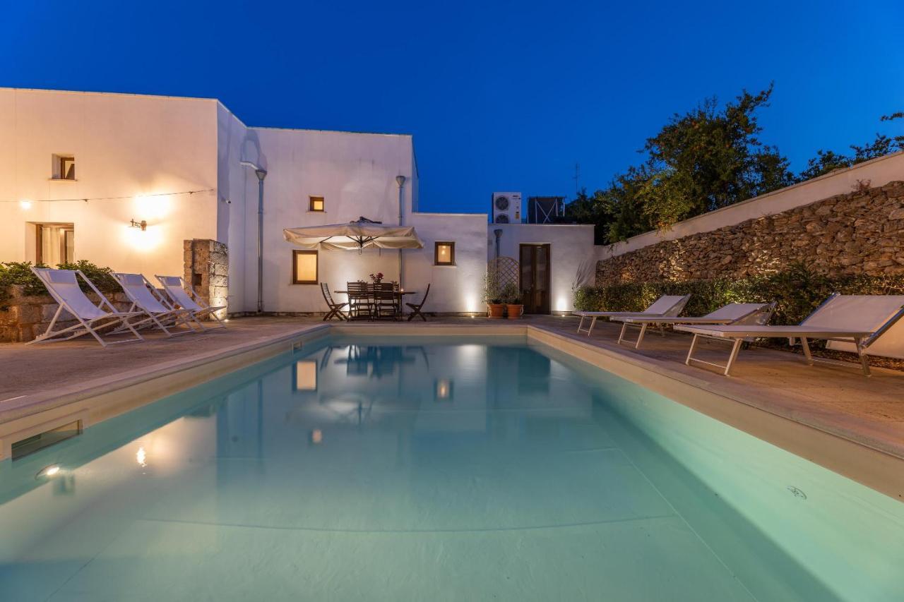 Courtyard With Pool Villa Racale Dış mekan fotoğraf